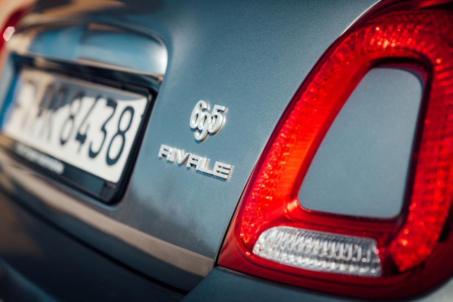 Детали экстерьера Abarth 695C Rivale (312) 2017 года  (WW) (фото 6 из 13)
